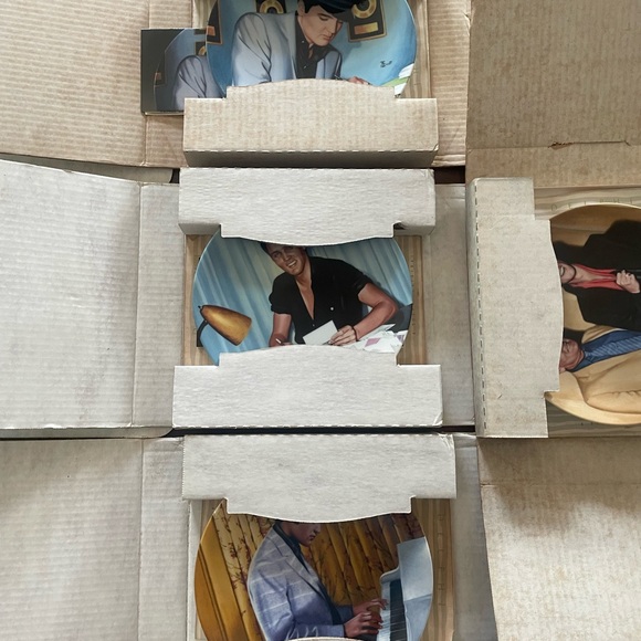 16 Vintage Delphi Elvis Presley Plates Certificate Of Authenticity Paperwork - Picture 9 of 10